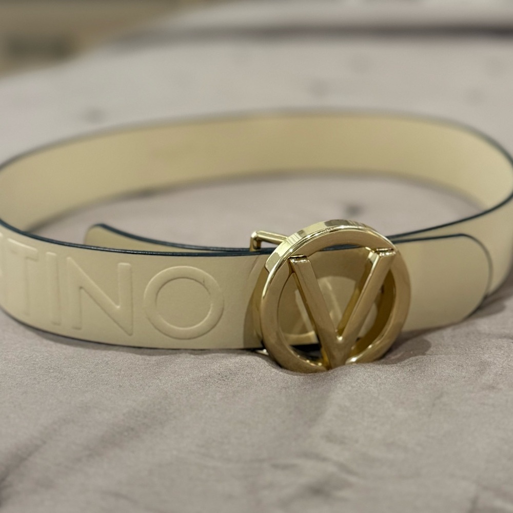 VALENTINO Bessy V-Logo Embossed Leather Belt